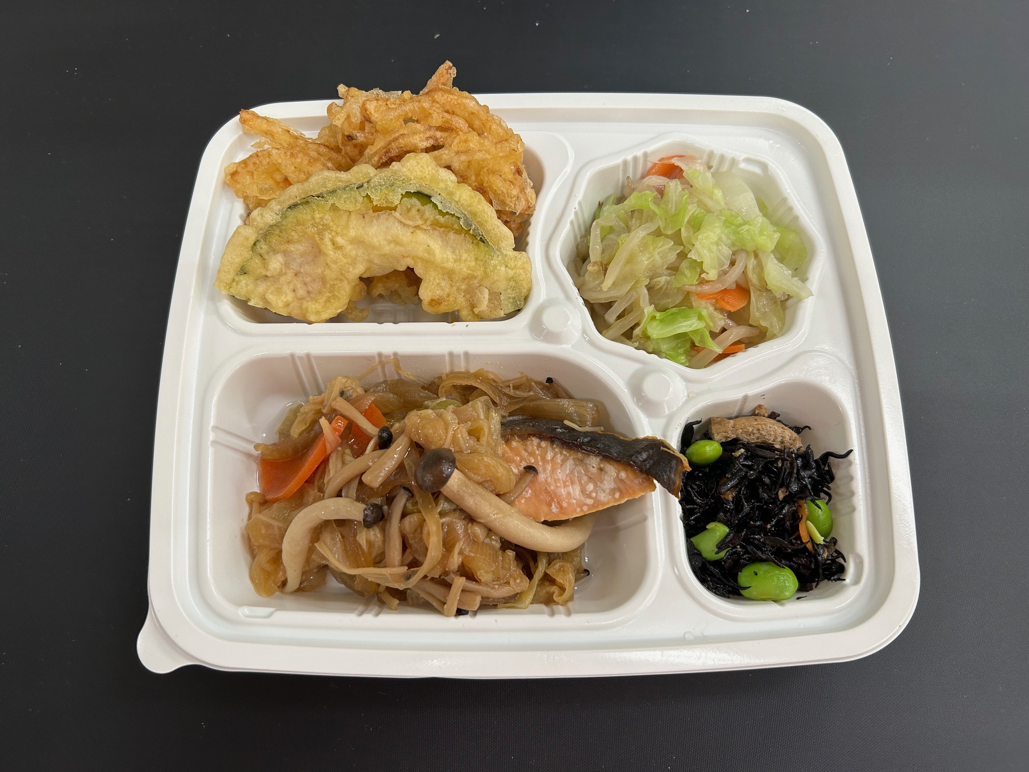 鮭ときのこのチャンチャン焼き風